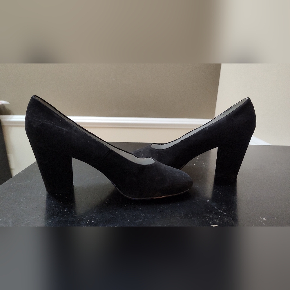 Unlisted black suede heels - Picture 5 of 7